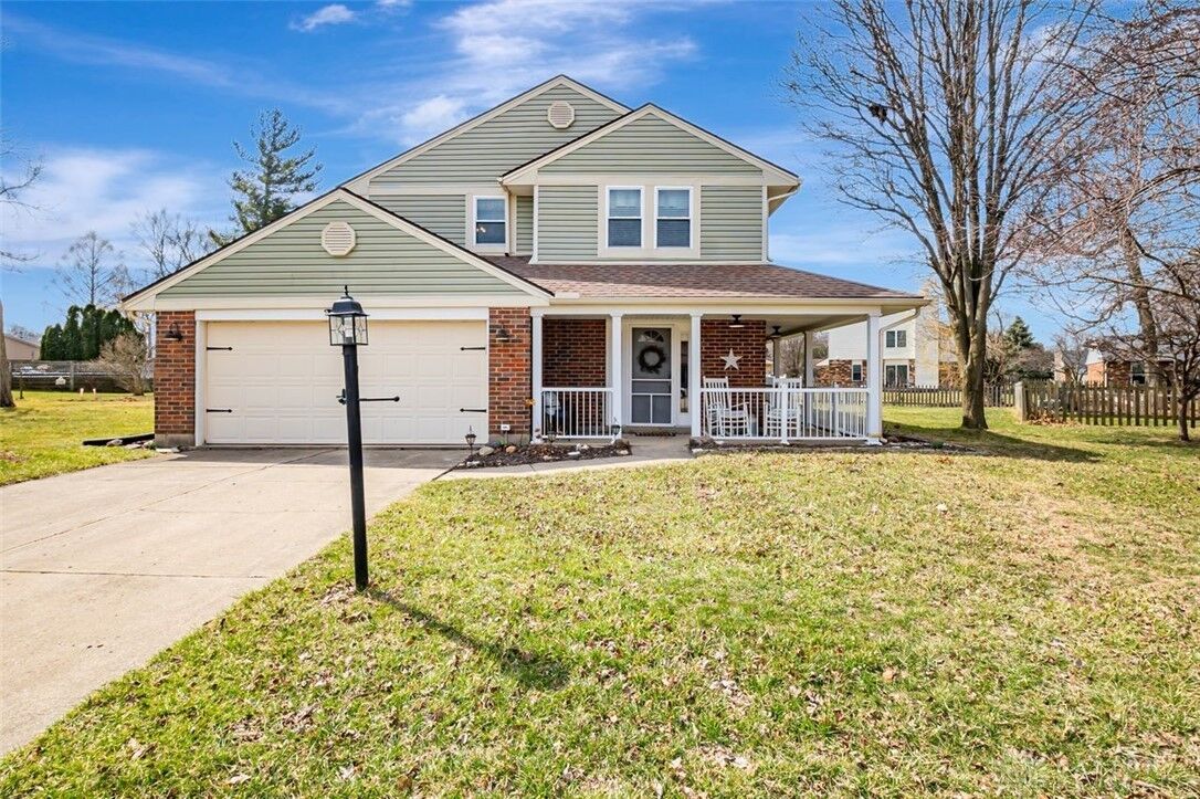 Property Photo: 8965 Oakgate Court OH 45424