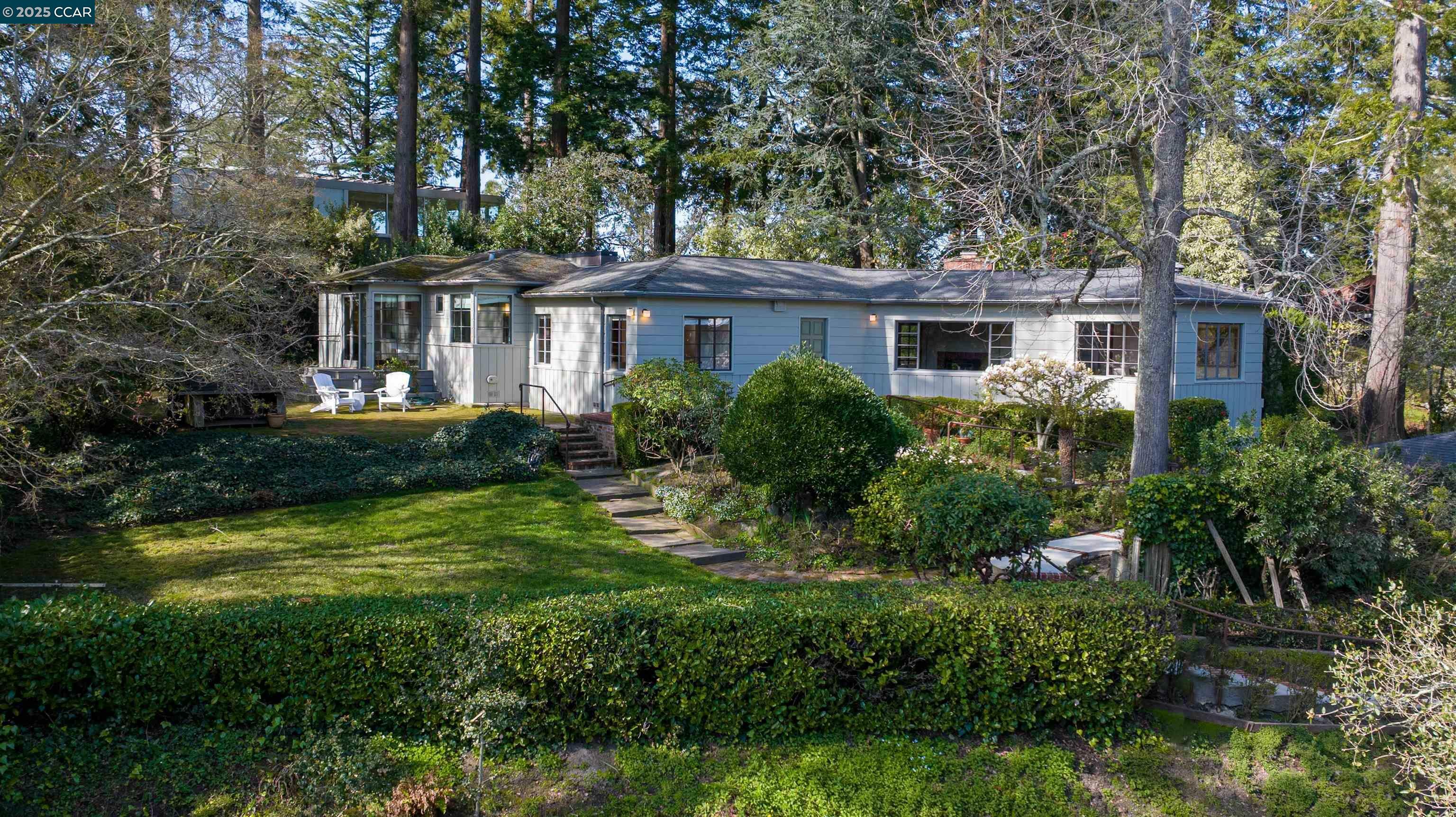 Property Photo: 636 Woodmont CA 94708