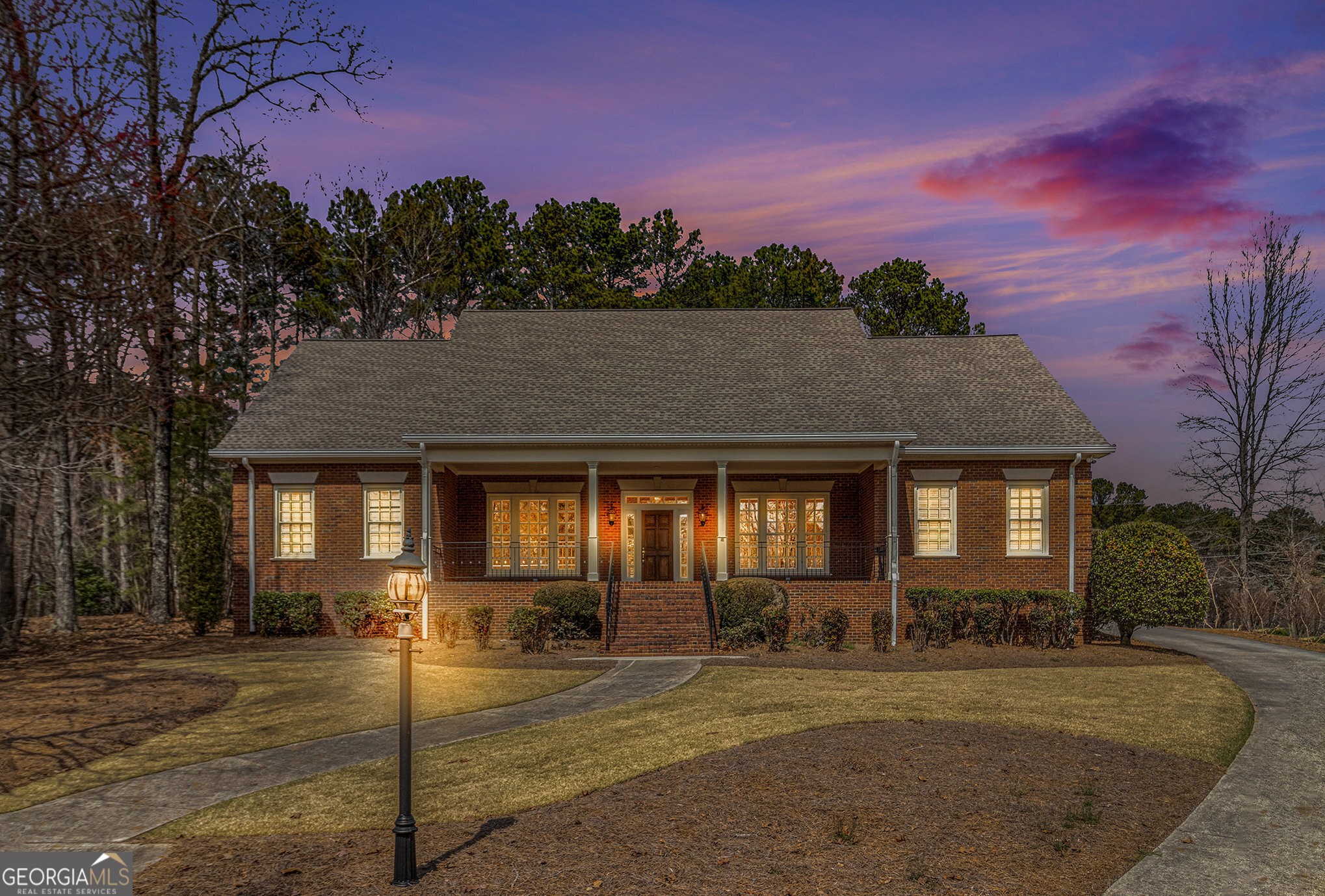Property Photo:  109 Greystone Drive  GA 30110 