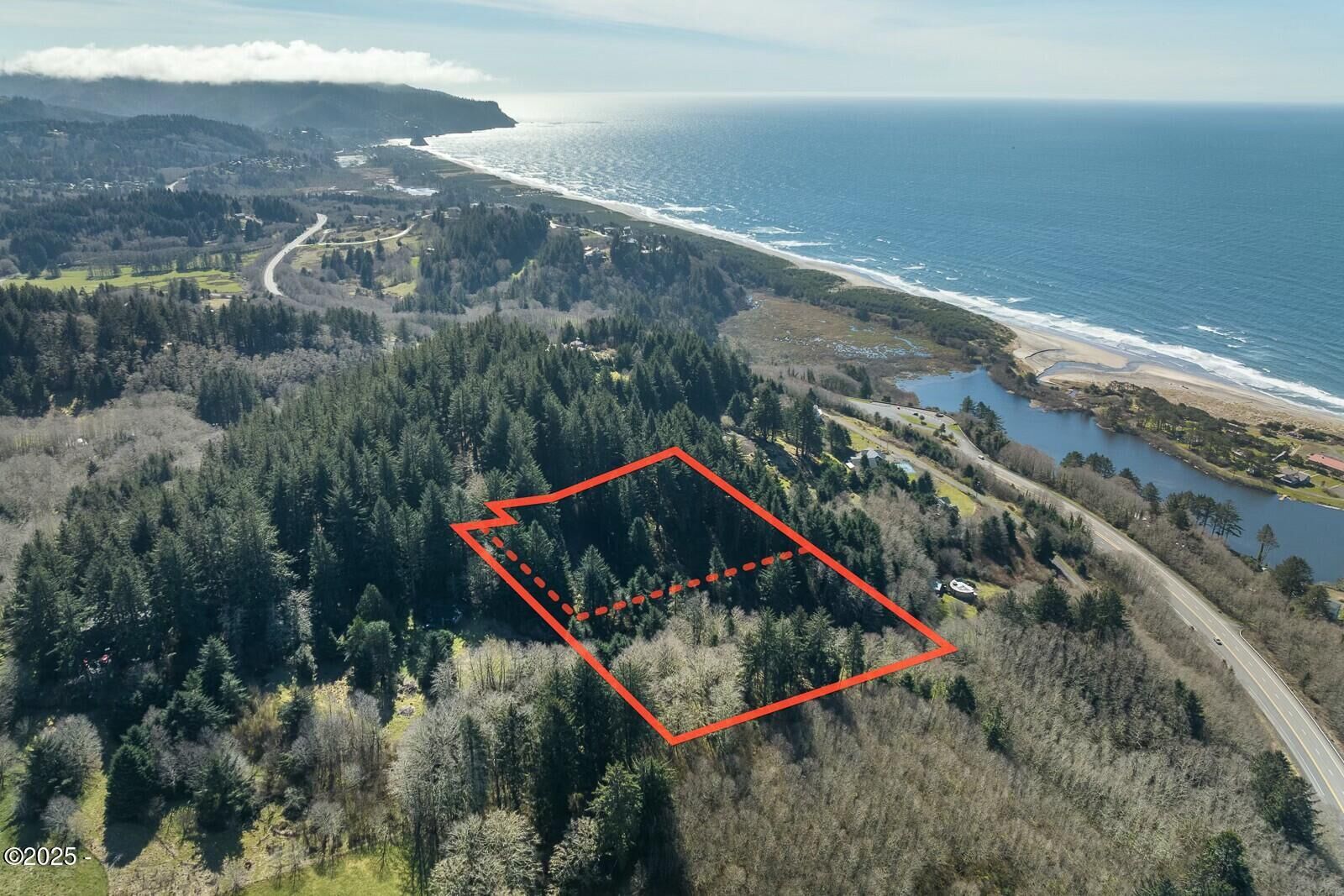 Property Photo:  6000 Windy Lane  OR 97149 