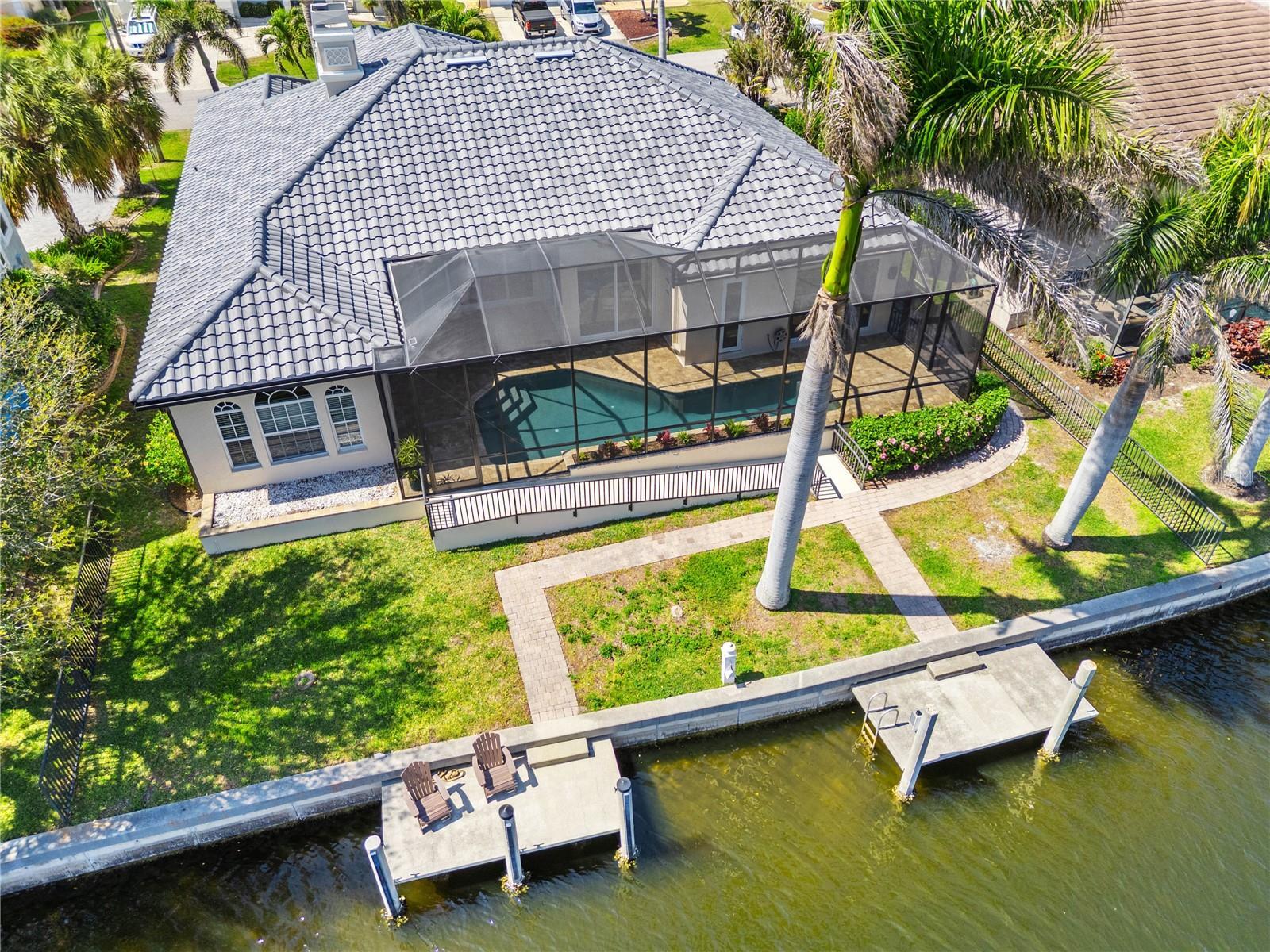 Property Photo:  3812 Carupano Court  FL 33950 