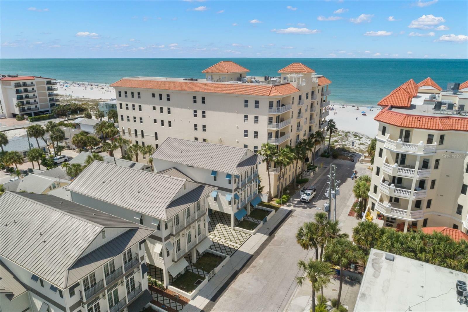 Property Photo: 19 Somerset Street FL 33767
