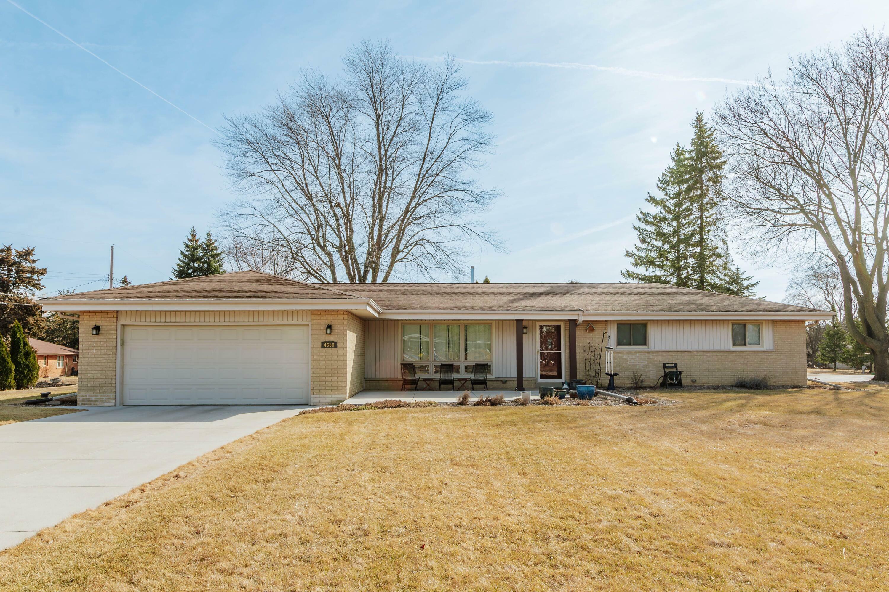 4660 N 135th St  Brookfield WI 53005 photo