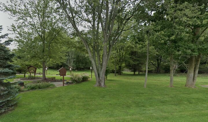 Property Photo: 355 Beachwood Way MI 49406