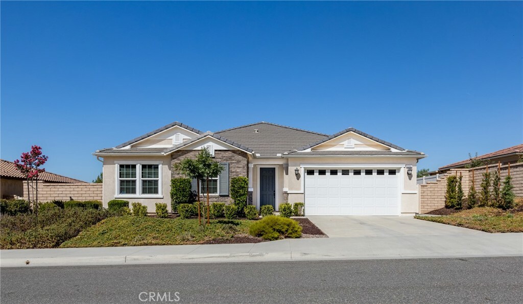 Property Photo: 10367 Prospector CA 92557
