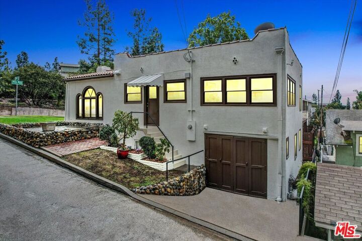 Property Photo:  6541 Alta Avenue  CA 90601 