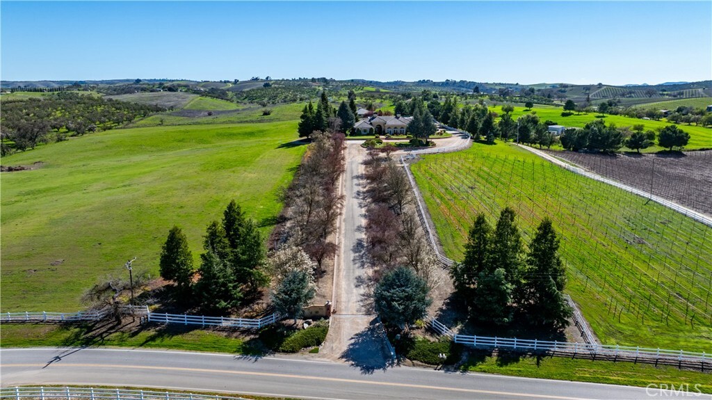 Property Photo: 5315 El Pomar Drive CA 93465