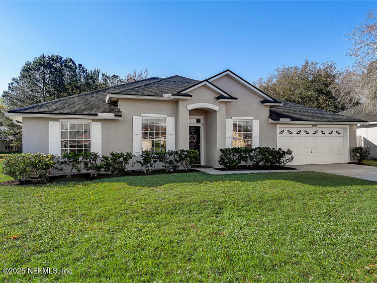 Property Photo: 10019 Rosewood Glen Lane FL 32219
