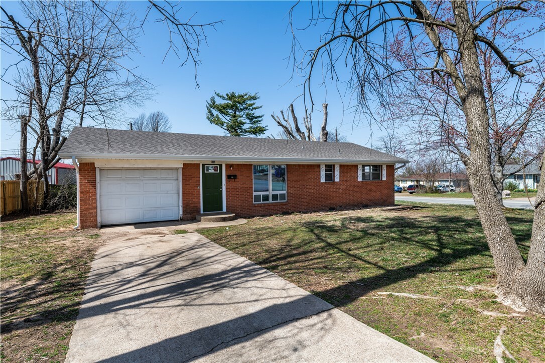 902 S 14th Street  Rogers AR 72758 photo
