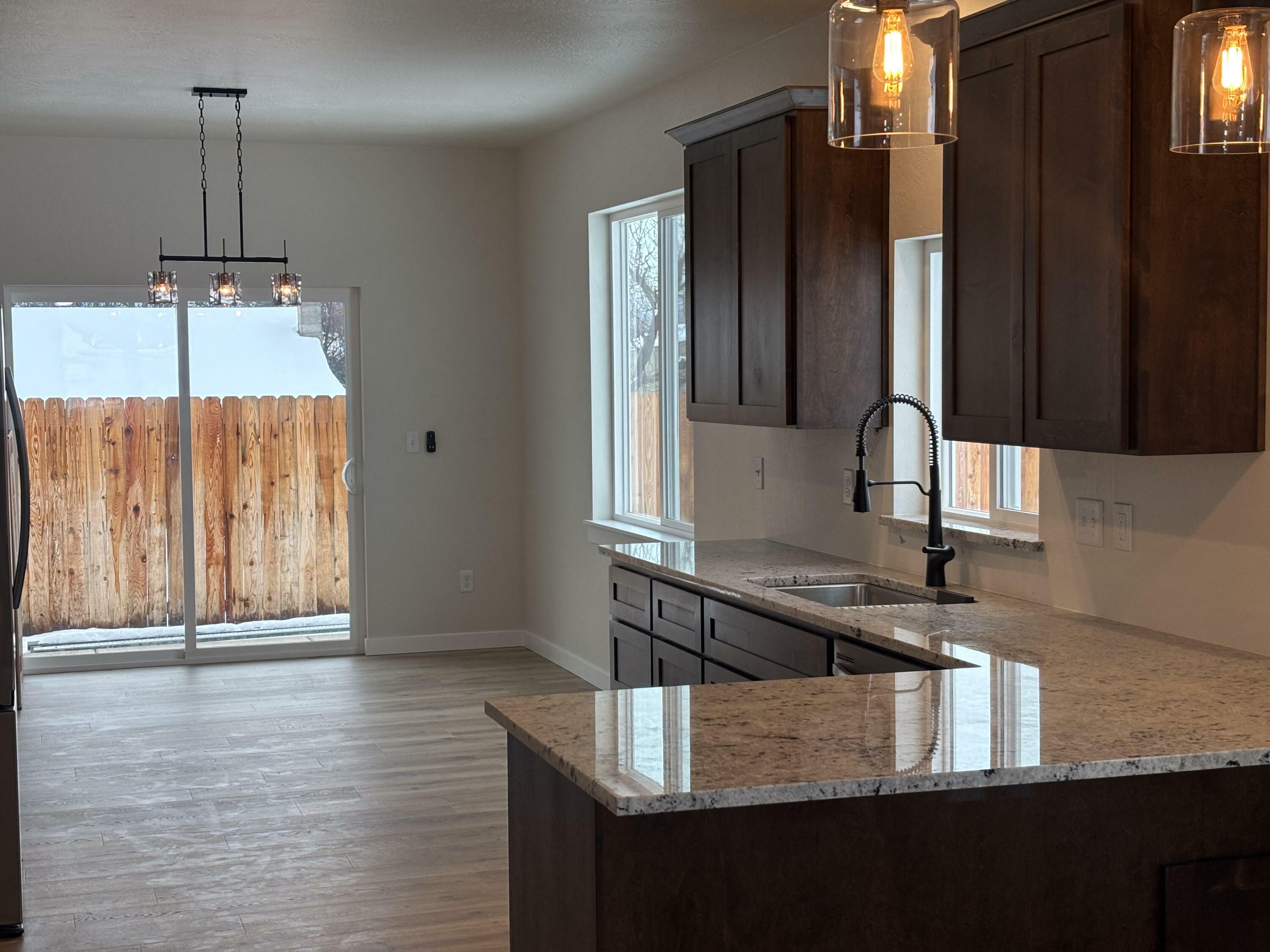 Property Photo: 746 Dahl Place 14 OR 97501