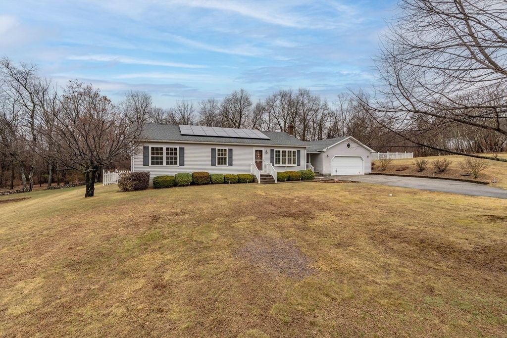 Property Photo: 14 Lauren Dr MA 01069