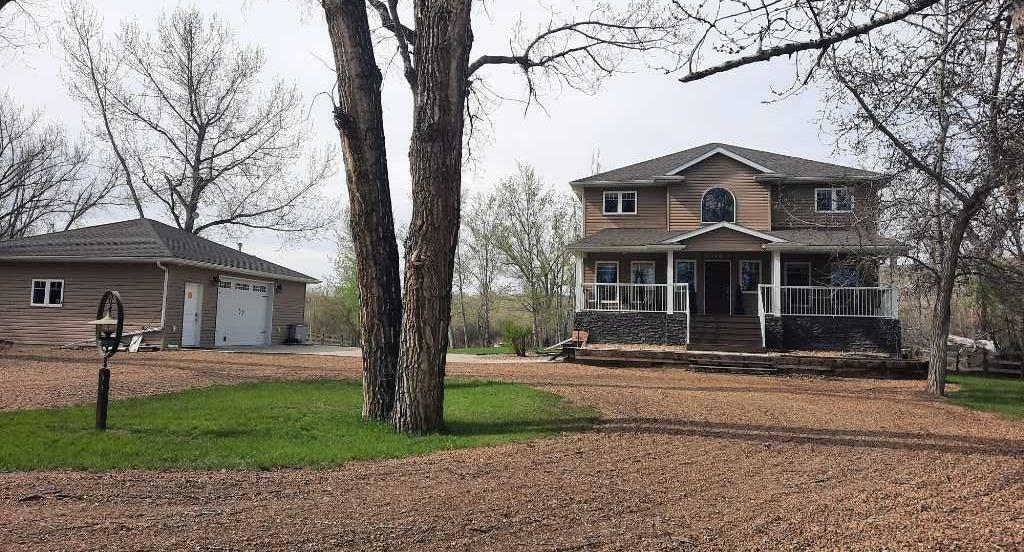 Property Photo: 166 Railway Avenue AB T0J 0Y9