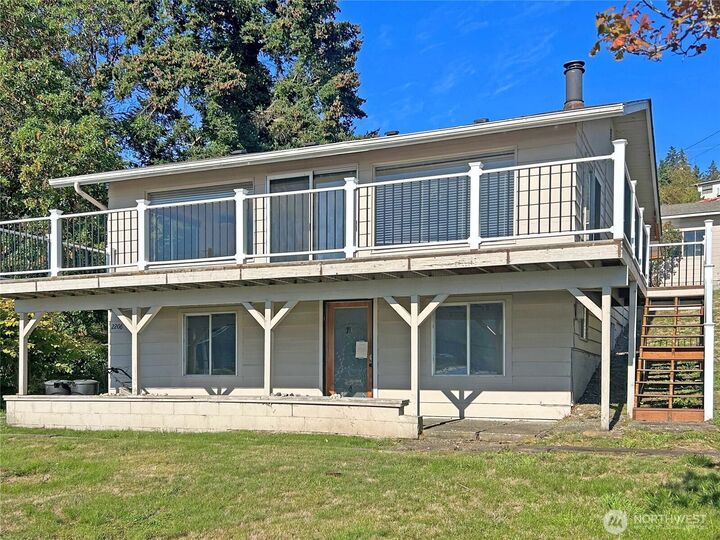 Property Photo:  2206  Elger Beach Lane  WA 98282 