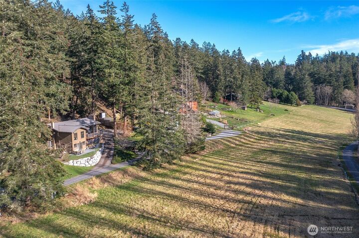 297  Bay Head Road  Orcas Island WA 98280 photo