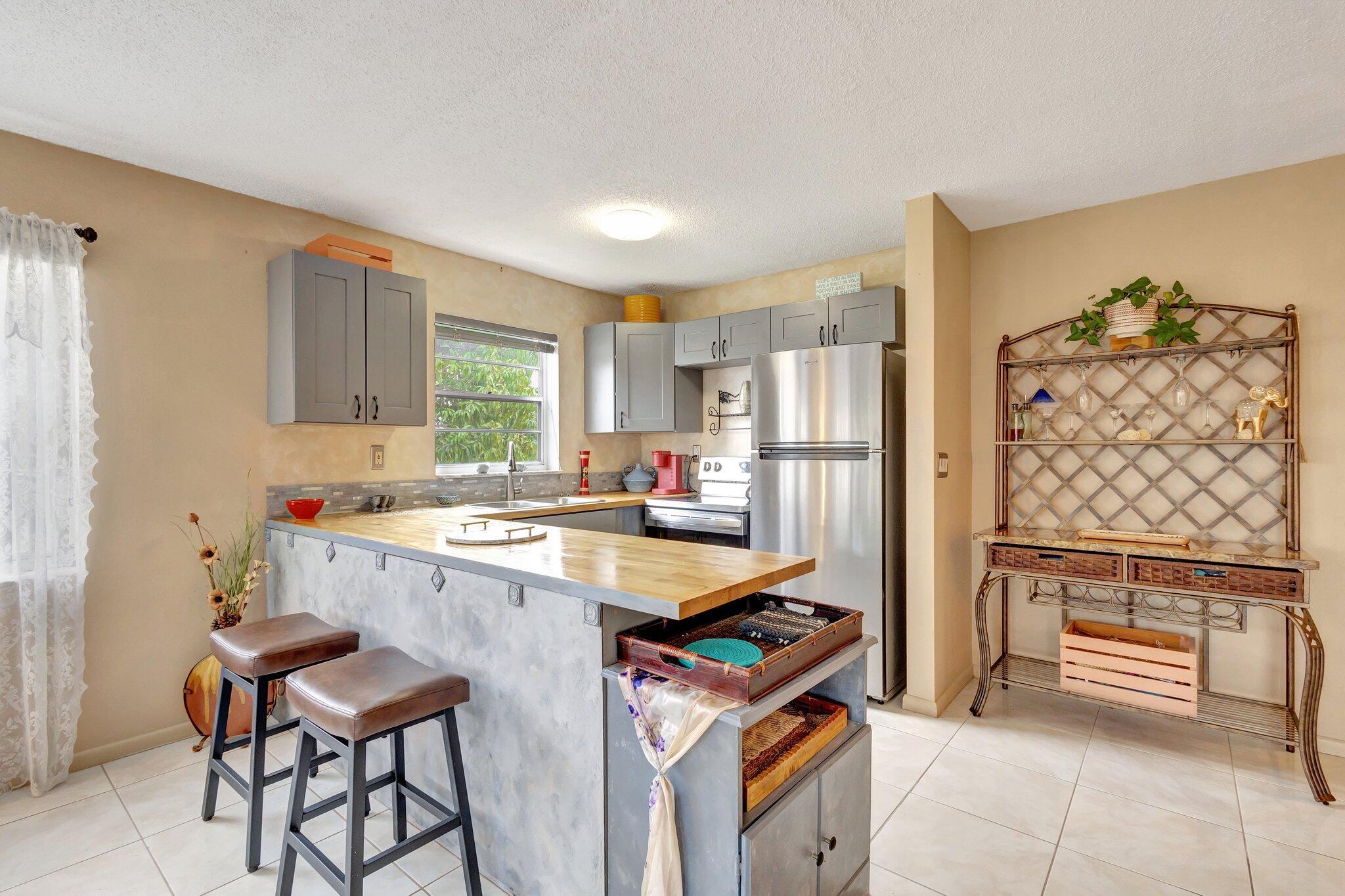 Property Photo: 204 Andover H FL 33417