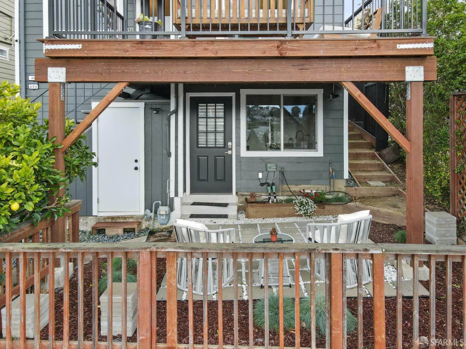 Property Photo:  40 Solano Street  CA 94005 