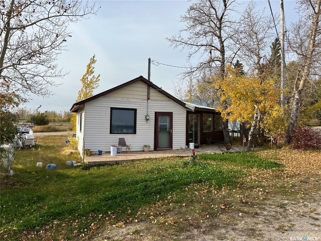 Property Photo: 105 Lakeshore Lane SK S0A 1A0