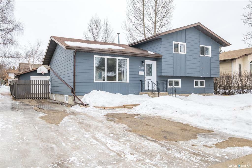 3295 Bliss Crescent  Prince Albert SK S6V 7X7 photo
