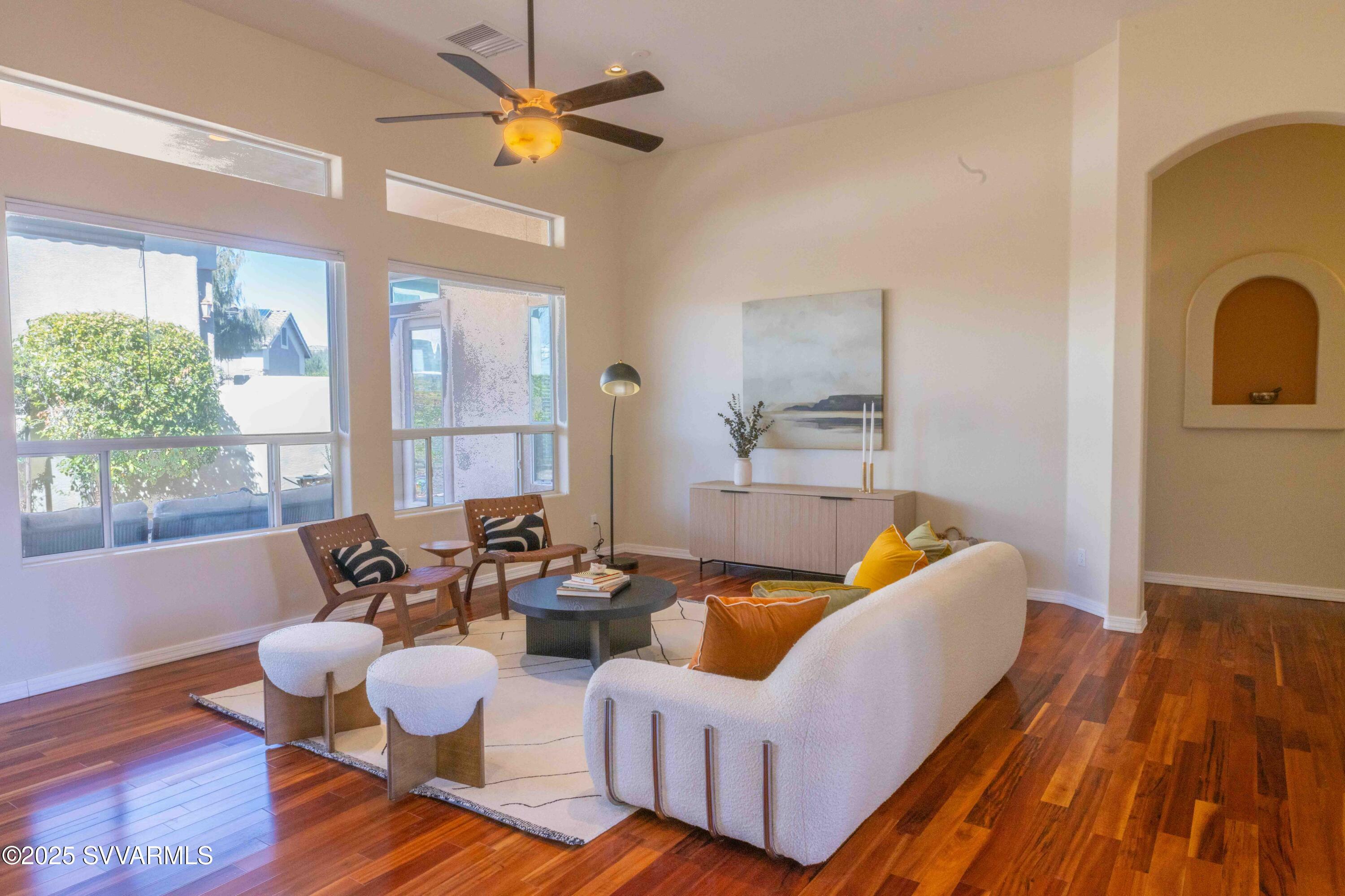 Property Photo: 5670 E La Privada Drive AZ 86325