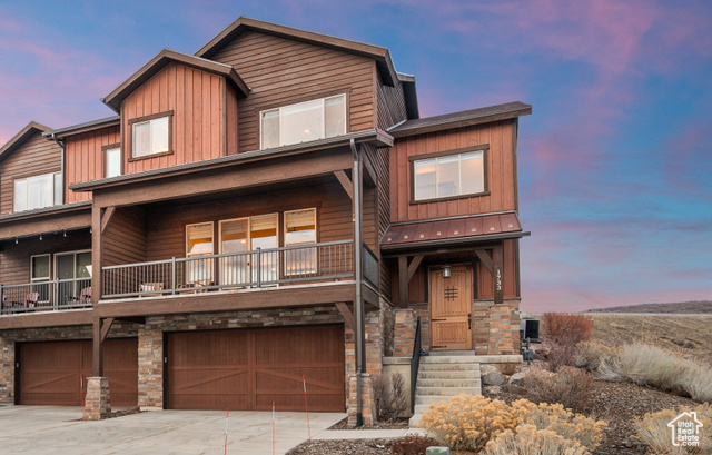 Property Photo: 1733 E Viewside Cir UT 84036