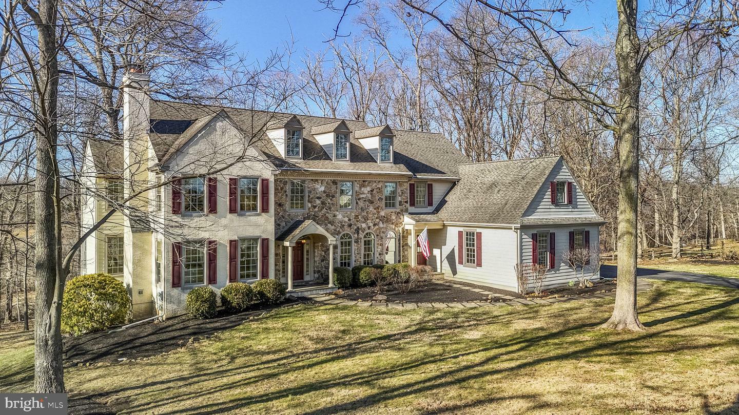 Property Photo: 922 Copes Lane PA 19380