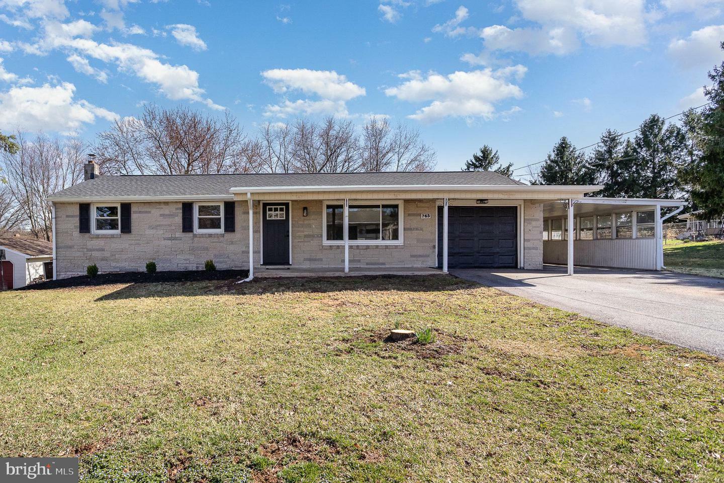 765 Finks Drive  York PA 17404 photo