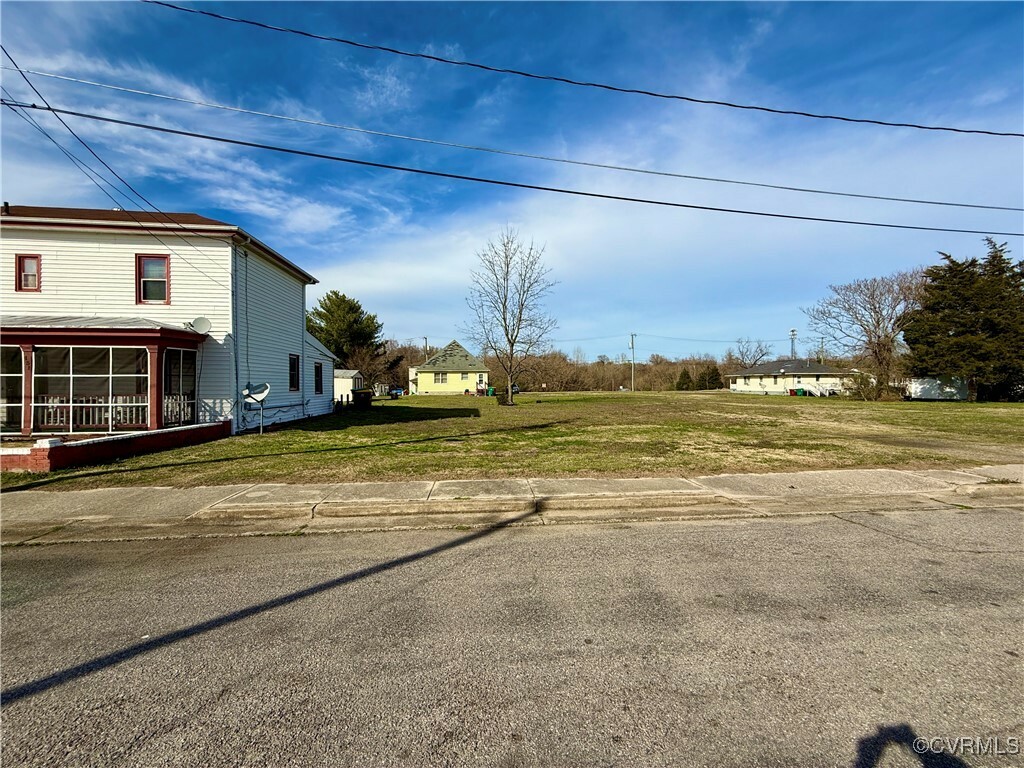 Property Photo: 135 Witten Street VA 23803