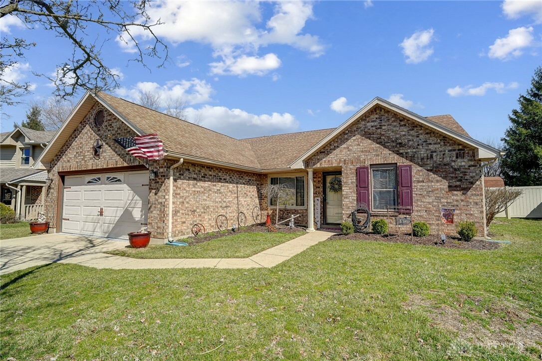 Property Photo: 8840 Christygate Lane OH 45424
