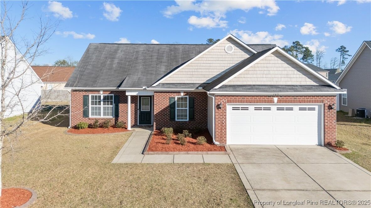 Property Photo:  165 Stockbridge Drive  NC 28376 