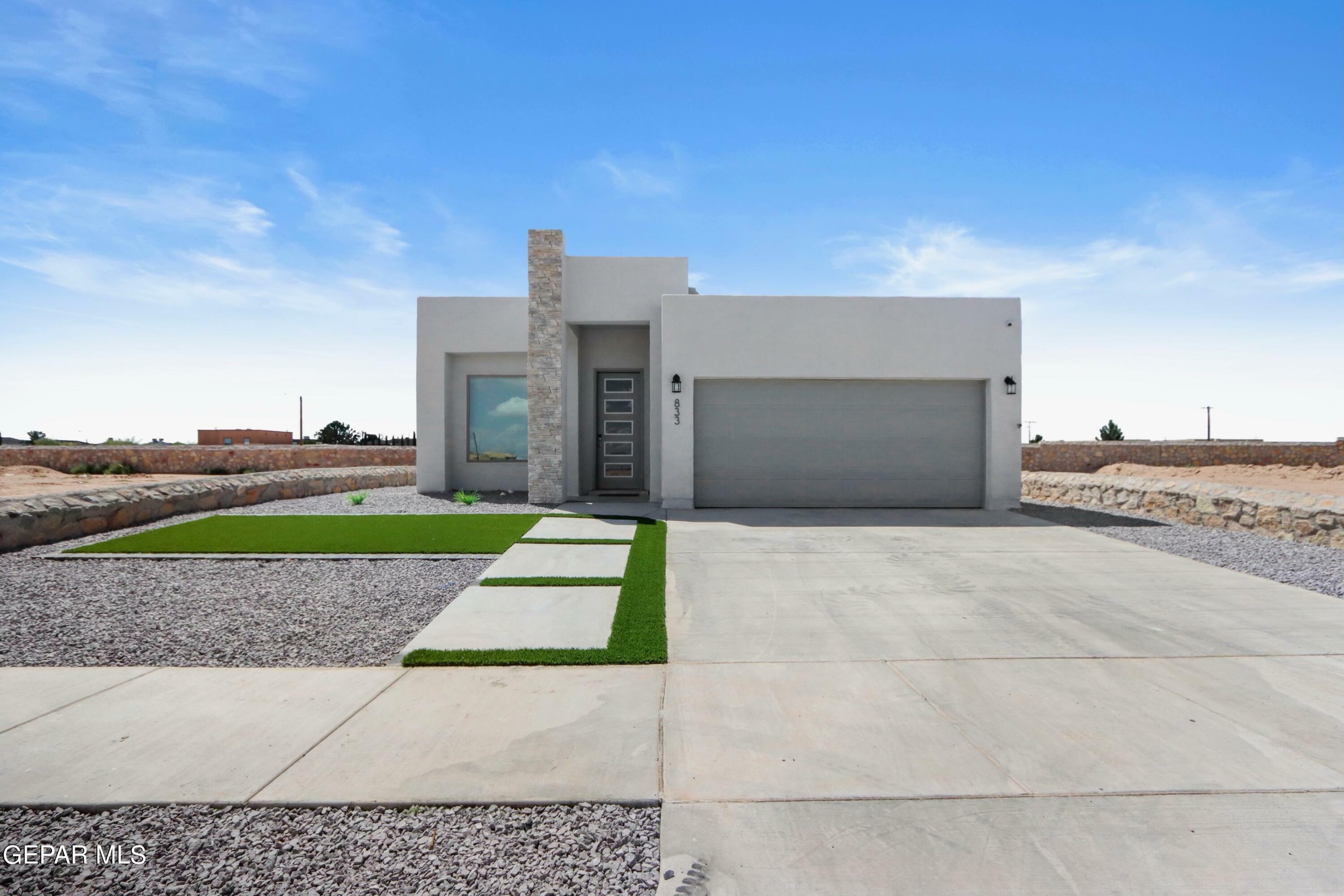 13757 Loreina Luz Avenue  El Paso TX 79928 photo