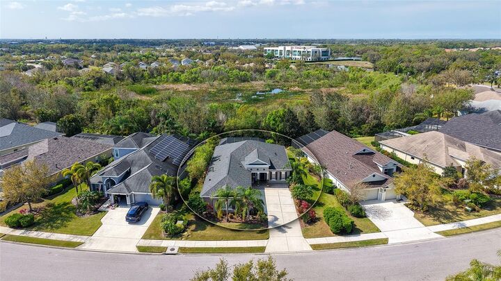 Property Photo: 4832 Boston Common Glen FL 34211