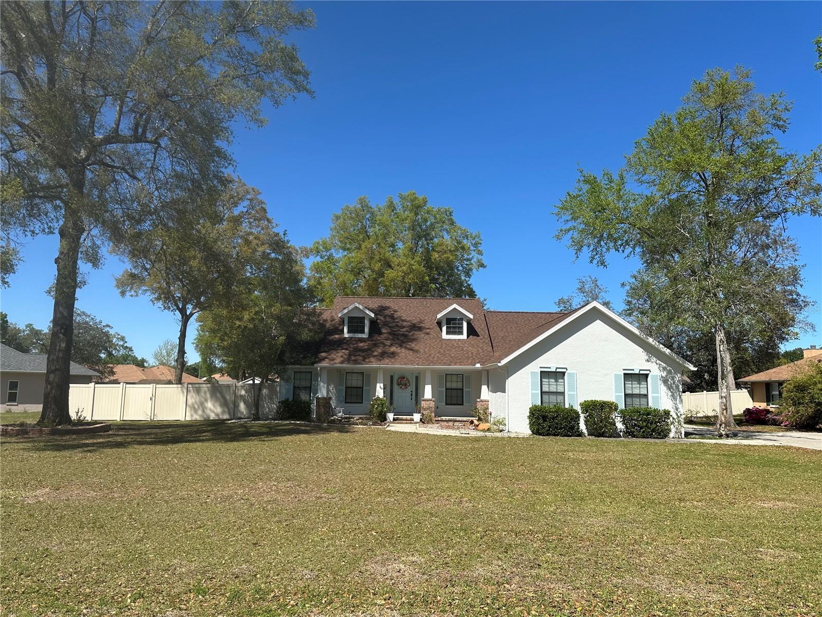 Property Photo: 6597 SE 8th Street Road FL 34472