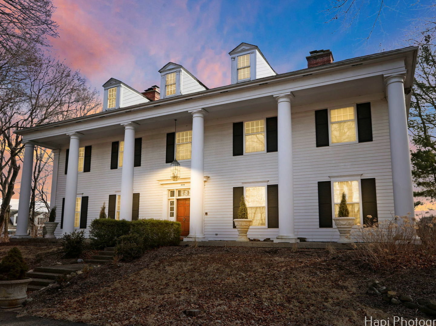 Property Photo:  23 W County Line Road  IL 60010 