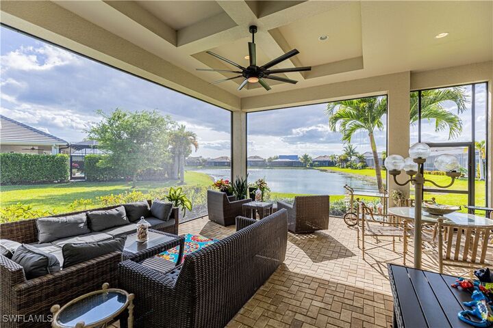 Property Photo:  14617 Regatta Lane  FL 34114