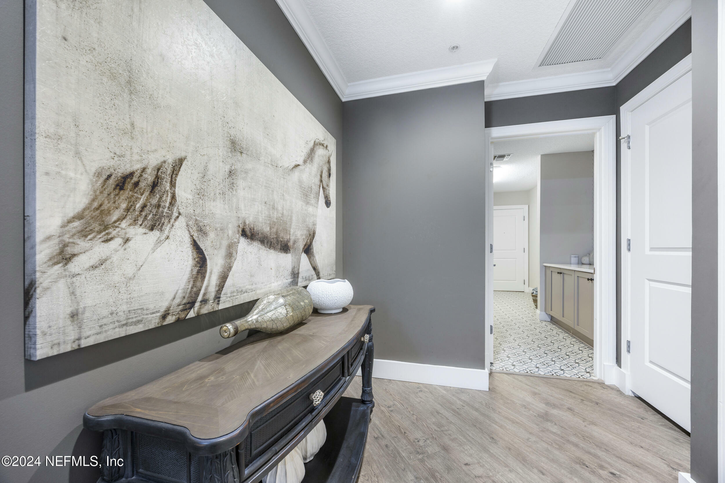 Property Photo: 1431 Riverplace Boulevard 2105 FL 32207