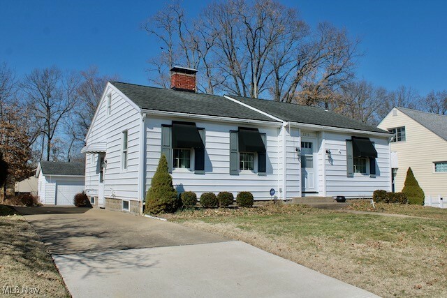 Property Photo: 2219 Hazel Avenue OH 43701