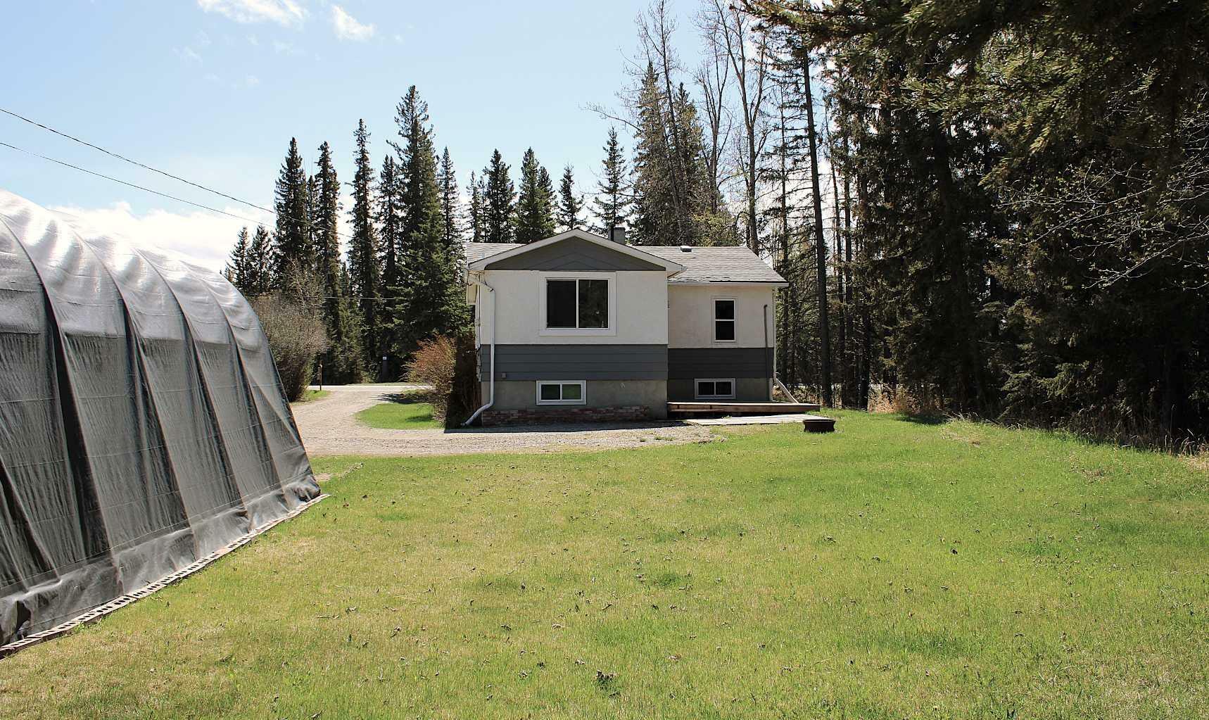920 Main Avenue E  Sundre AB T0M 1X0 photo