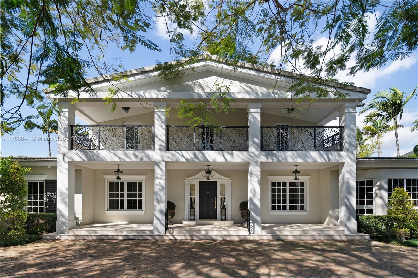 4620 Granada Blvd  Coral Gables FL 33146 photo