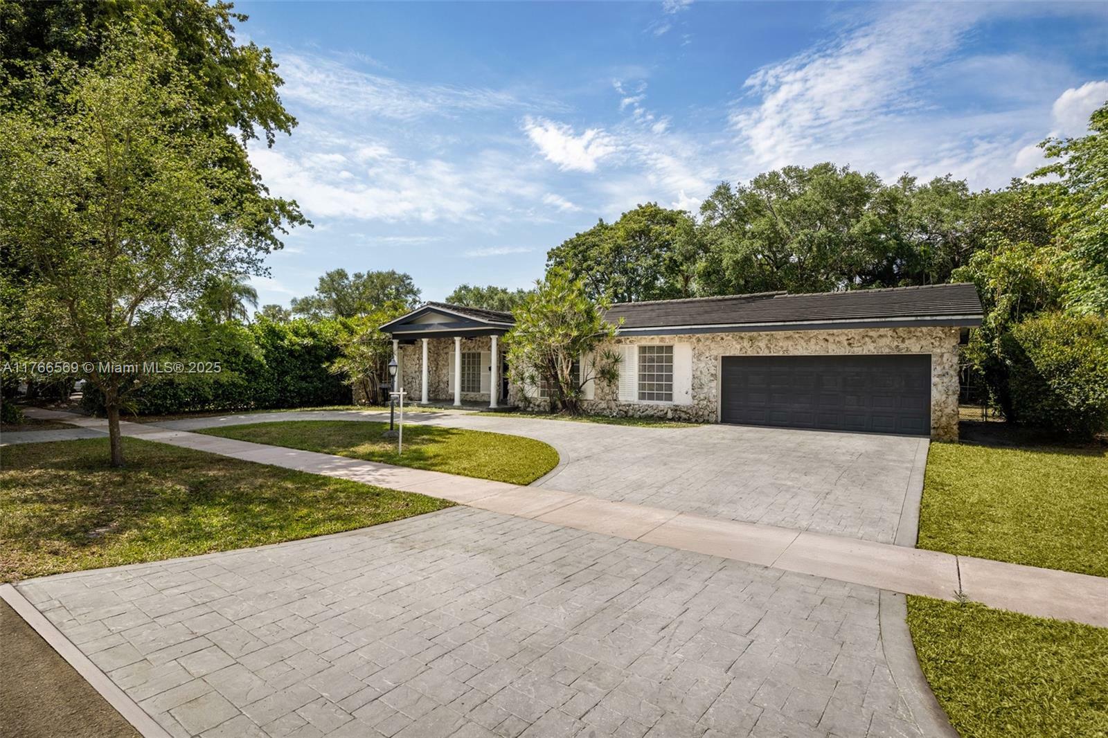 Property Photo: 5530 Sardinia St FL 33146