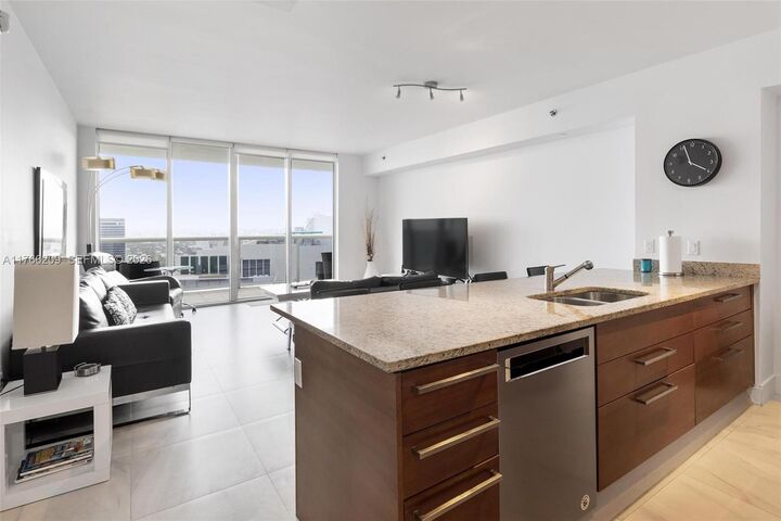 Property Photo: 1830 S Ocean Dr 4705 FL 33009