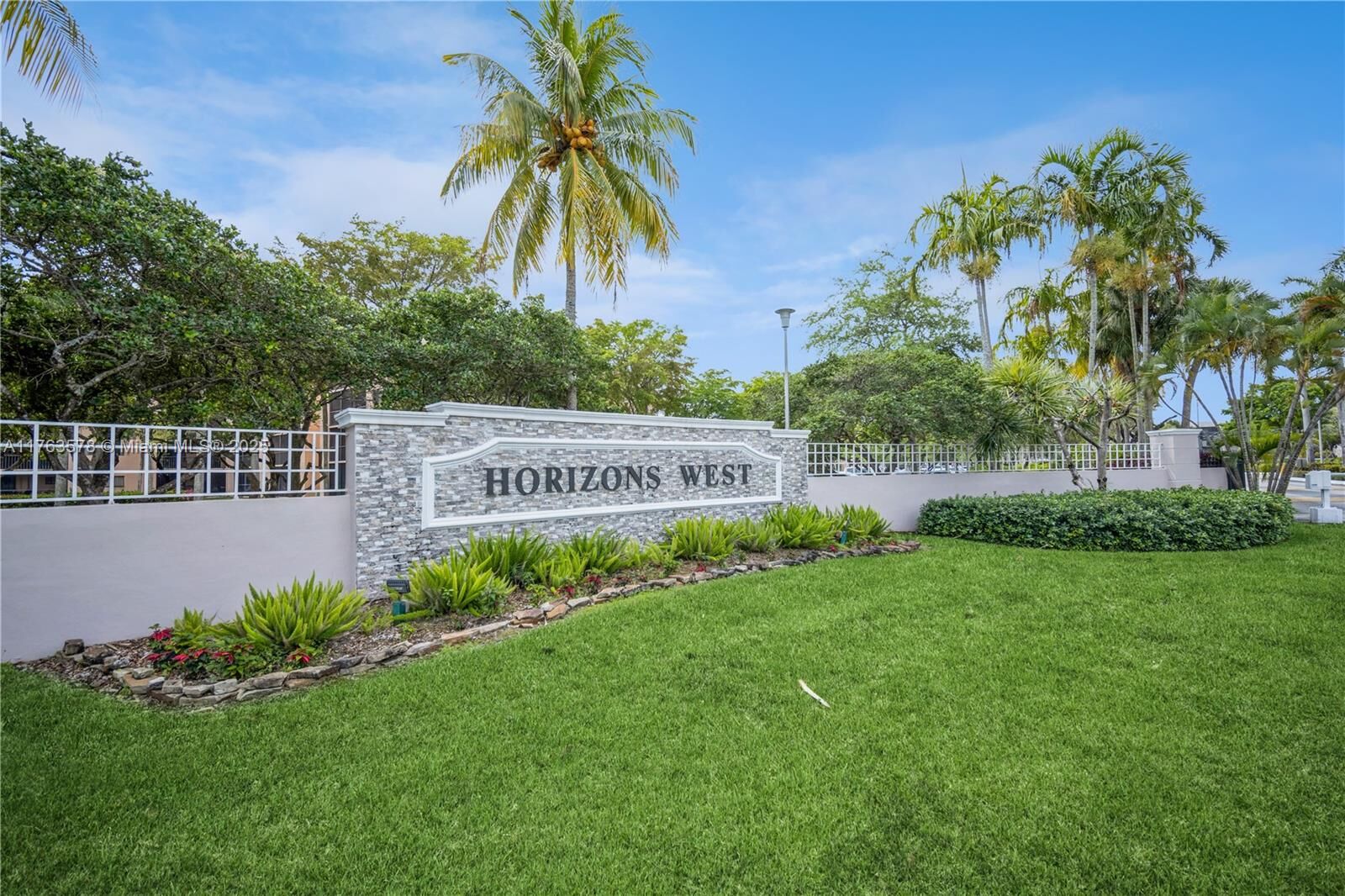Property Photo:  8500 SW 133rd Ave Rd 415  FL 33183 