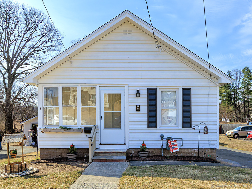 61 Pleasant Avenue  Bristol CT 06010 photo