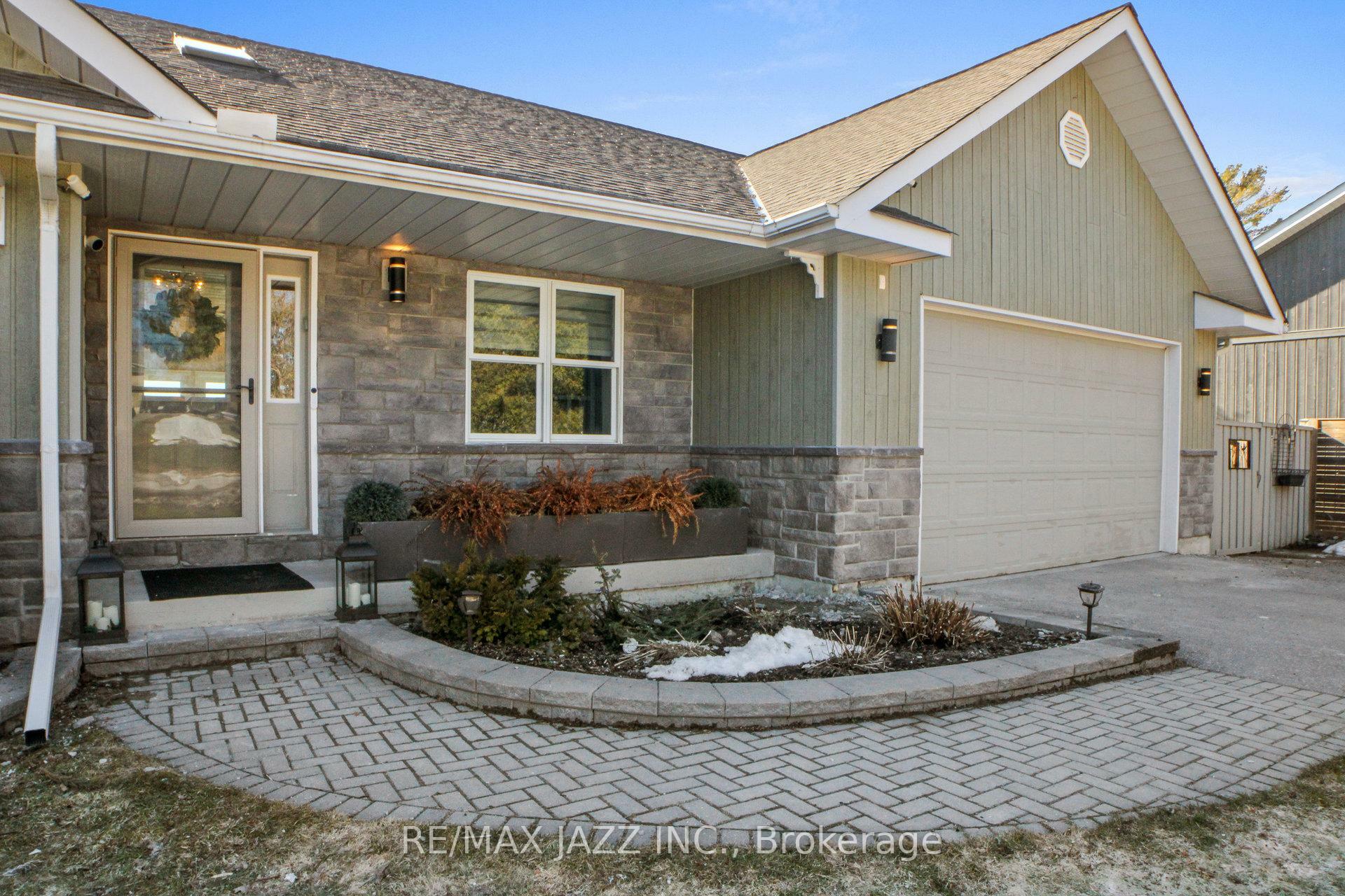 Property Photo: 30 Wakeford Road ON K0M 2C0