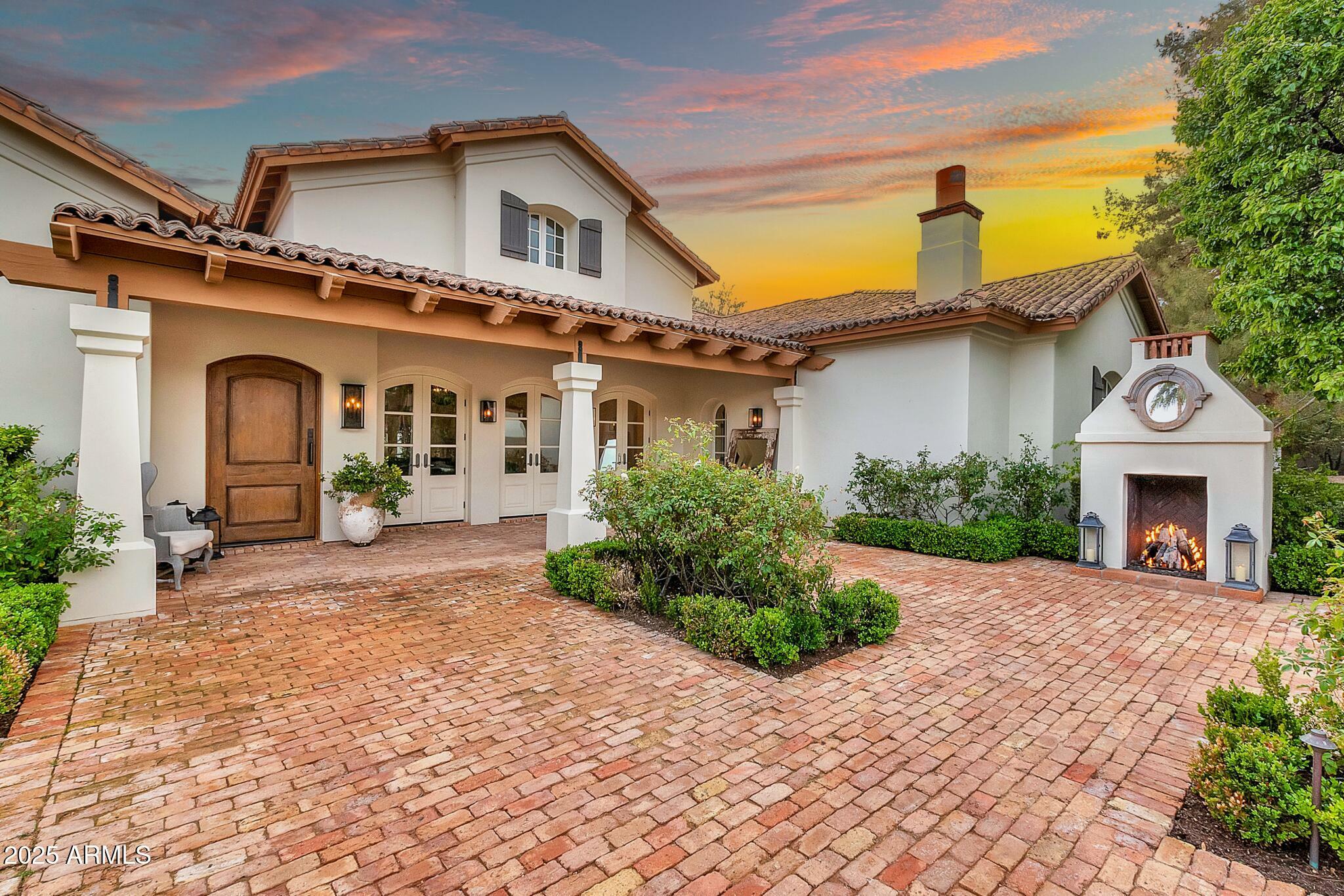 12 E Oakwood Hills Drive  Chandler AZ 85248 photo