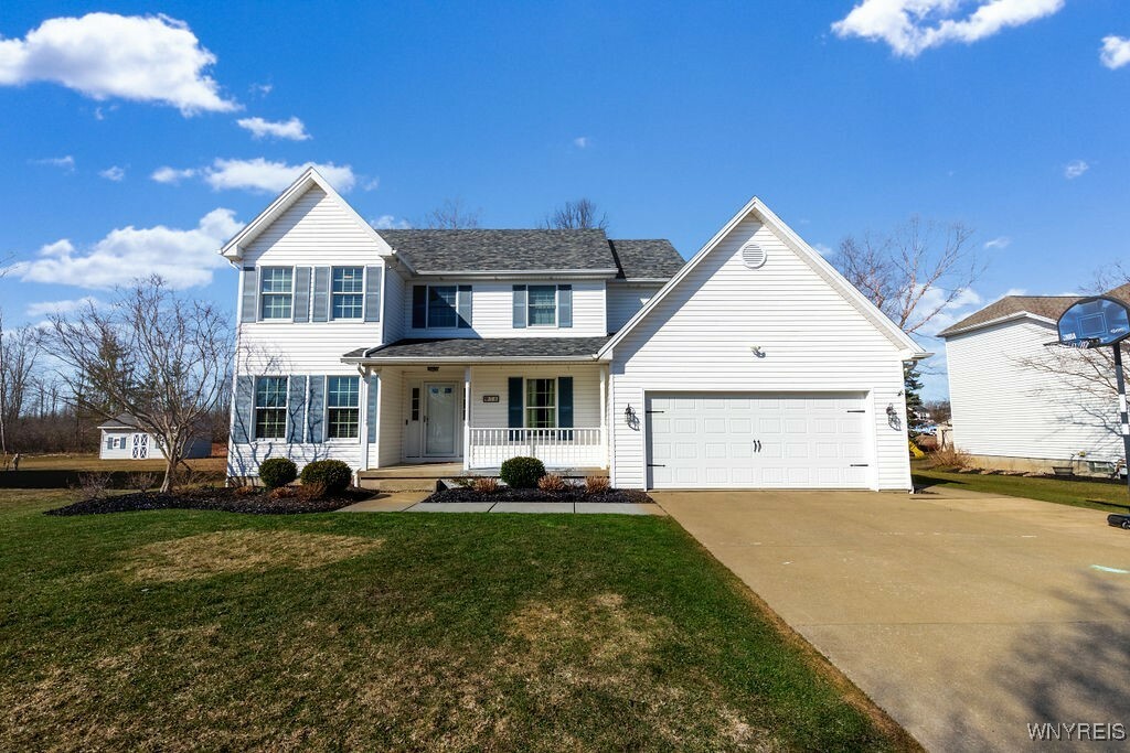 Property Photo: 78 Pellamwood Court NY 14072