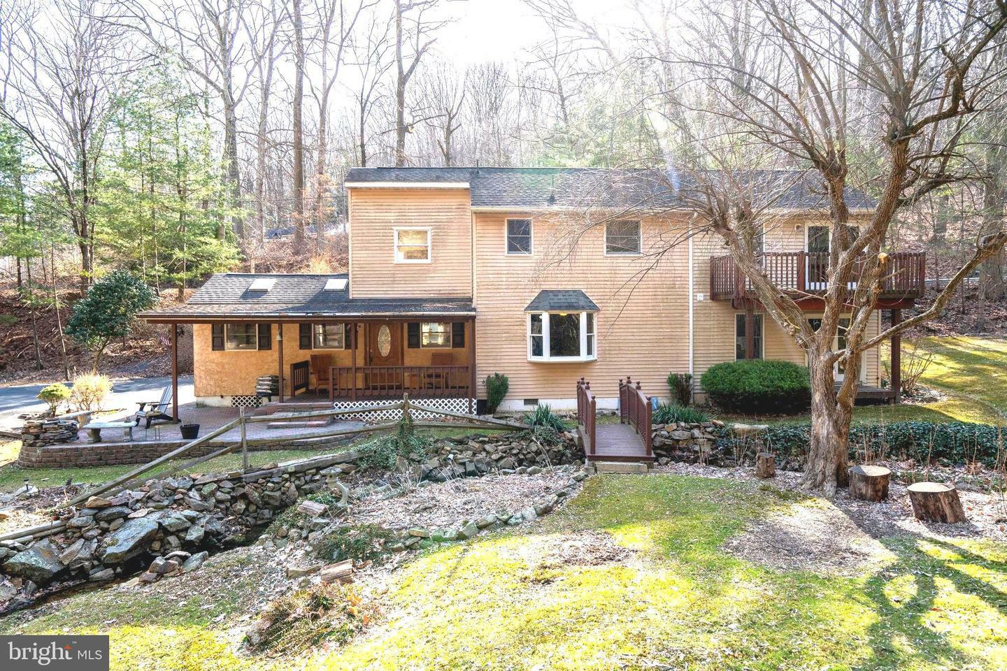 Property Photo: 2105 Weisstown Road PA 19512