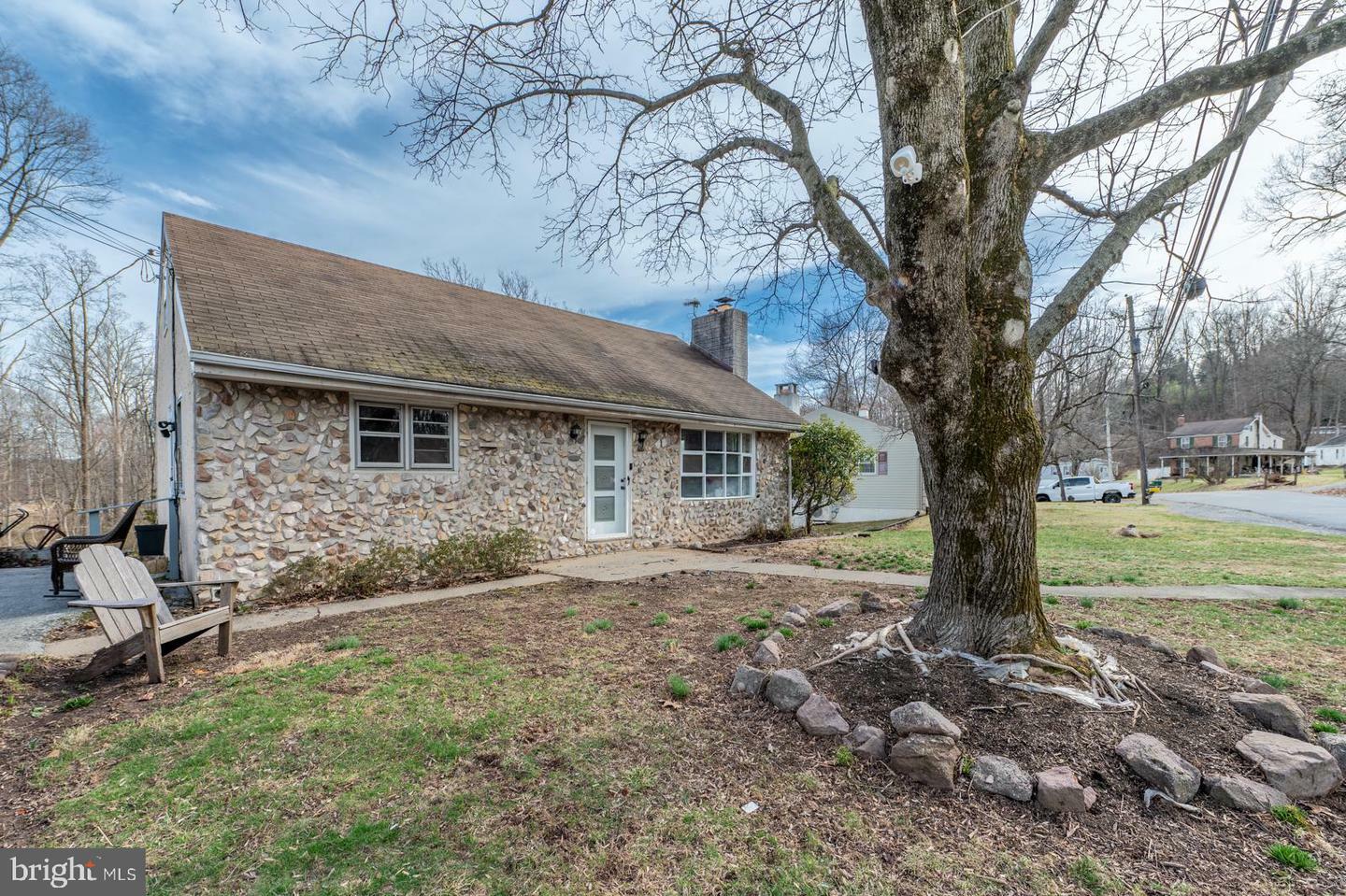 1 Davidheiser Road  Douglassville PA 19518 photo