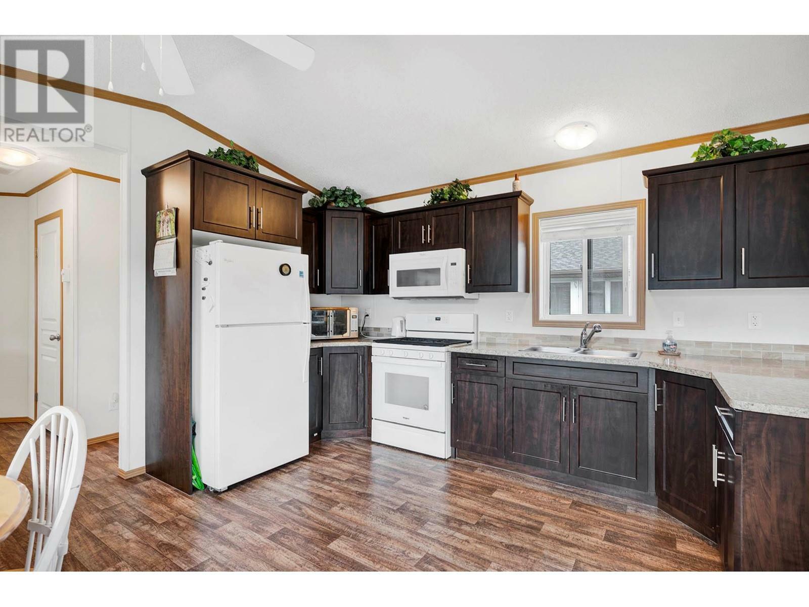 Property Photo: 1317 Bostock Cres Crescent BC V0E 2P0