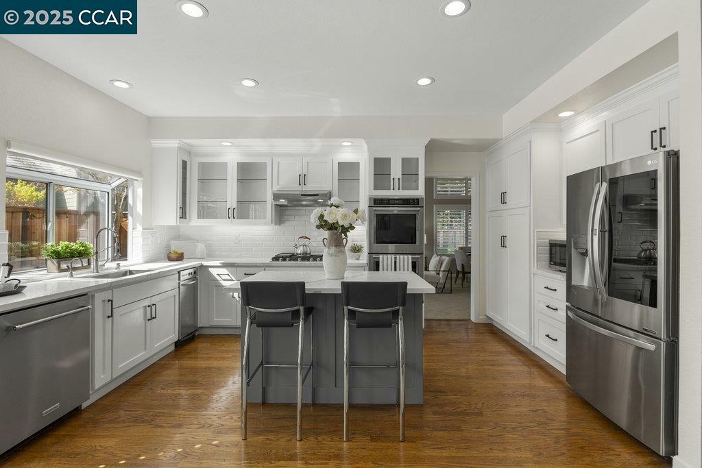 Property Photo: 141 Tivoli Ln CA 94506