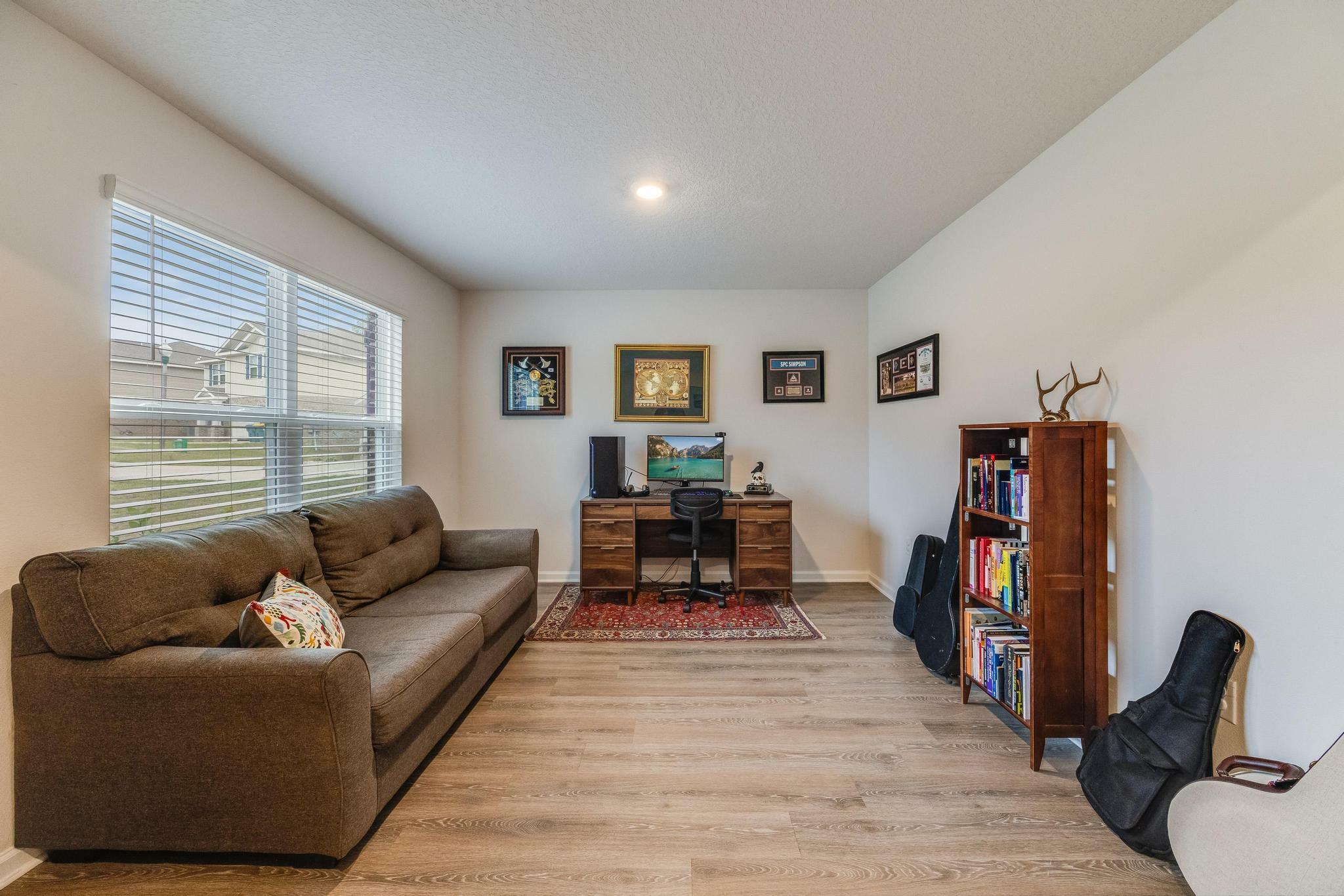 Property Photo: 3262 Chappelwood Drive FL 32539